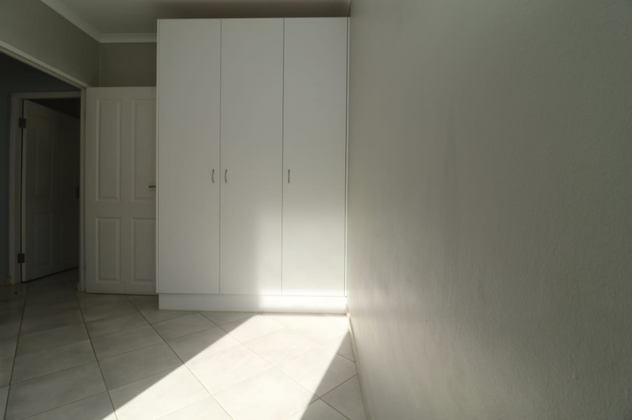 2 Bedroom Property for Sale in Kidds Beach Eastern Cape